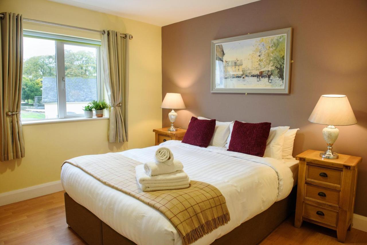 Waterfront Self Catering Houses Carrick on Shannon Dış mekan fotoğraf