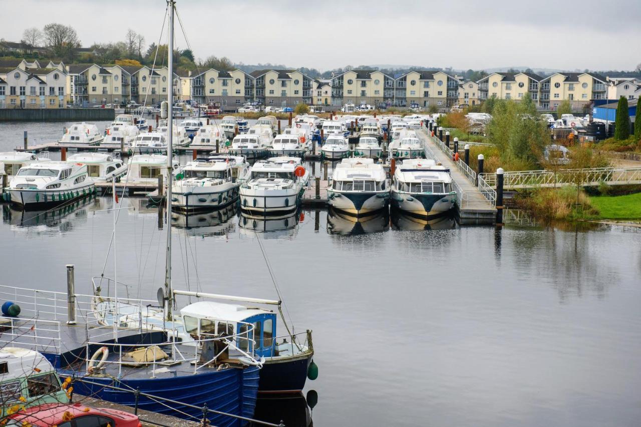 Waterfront Self Catering Houses Carrick on Shannon Dış mekan fotoğraf