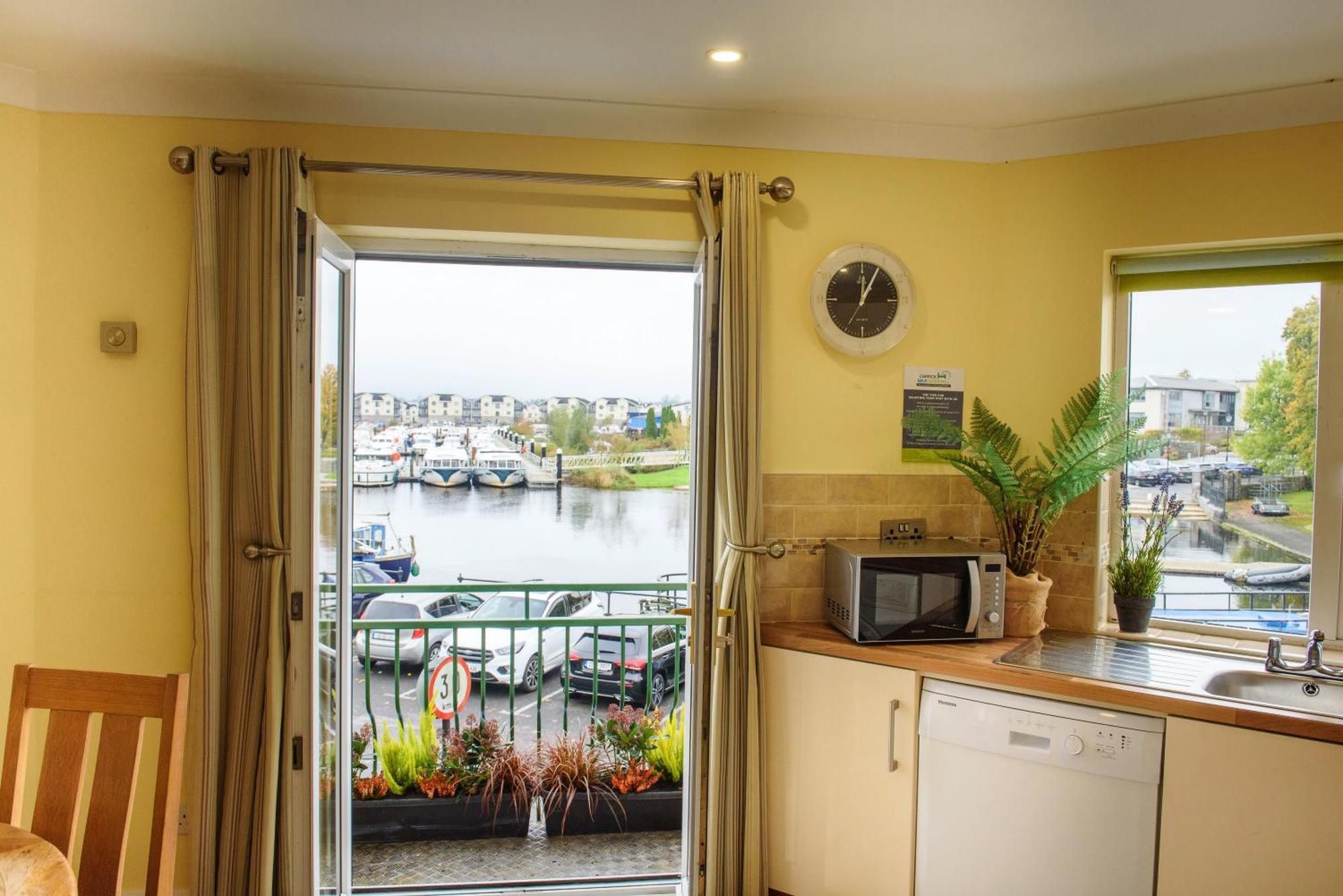 Waterfront Self Catering Houses Carrick on Shannon Dış mekan fotoğraf