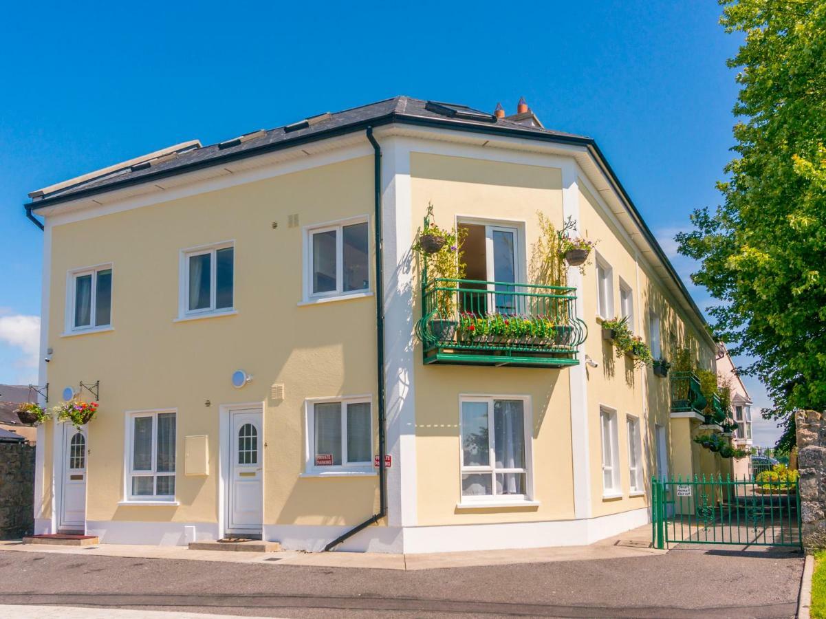 Waterfront Self Catering Houses Carrick on Shannon Dış mekan fotoğraf